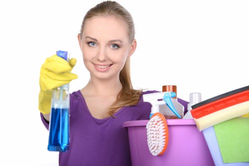 Islington cleaning service improving a well-kept workplace environment